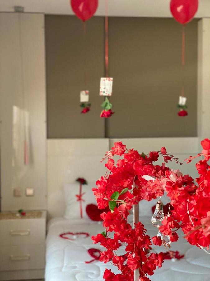 Marina Hotel Сухар Екстериор снимка